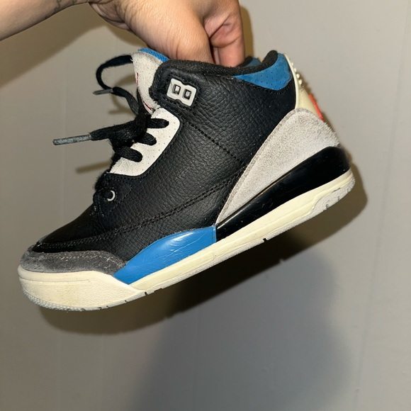 Kids Black and Gray Sneakers - Picture 3 of 4